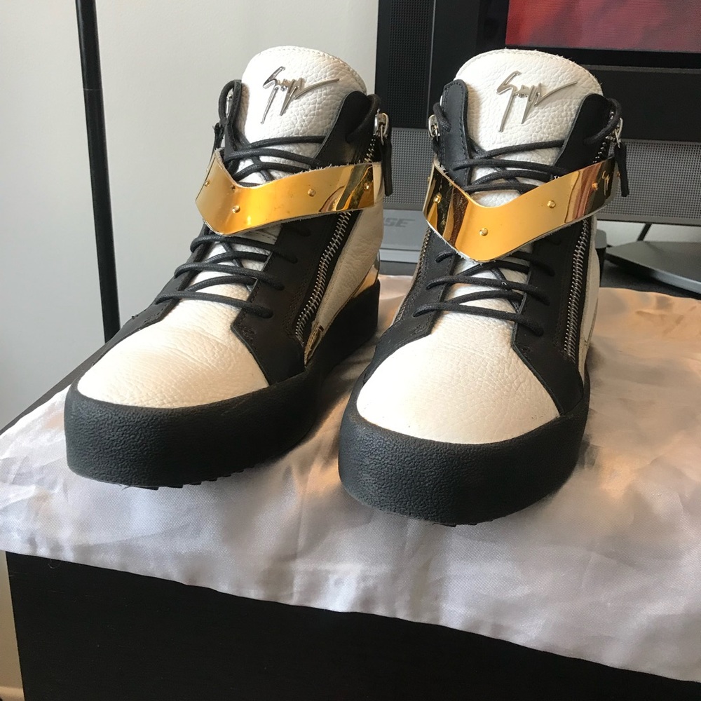 Giuseppe Zanotti Men’s tricolor Leather High-Top